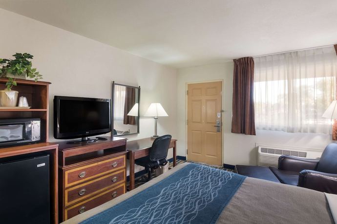 Imagen de la habitación del Hotel Rodeway Inn Fort Morgan. Foto 4