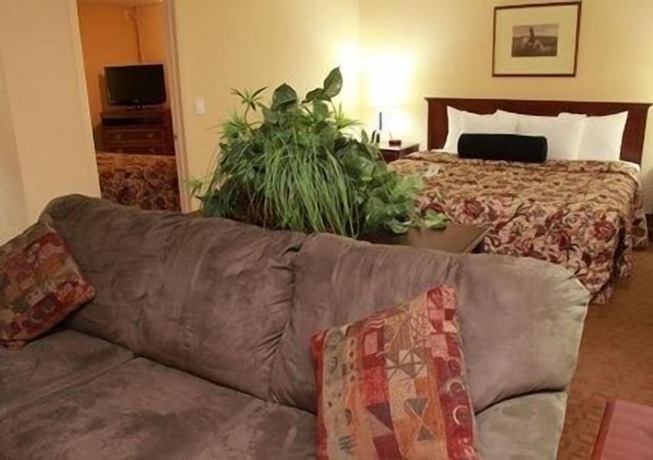 Imagen de la habitación del Hotel Rodeway Inn Fort Morgan. Foto 5