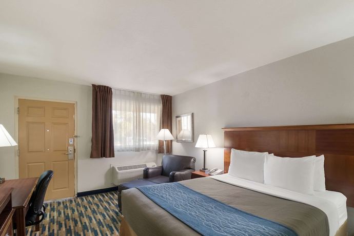 Imagen de la habitación del Hotel Rodeway Inn Fort Morgan. Foto 6