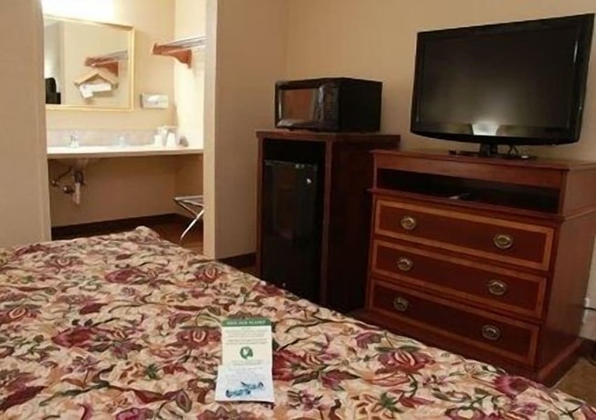 Imagen de la habitación del Hotel Rodeway Inn Fort Morgan. Foto 8