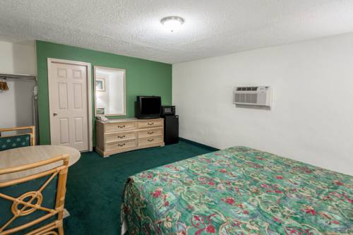 Imagen de la habitación del Hotel Rodeway Inn Fort Pierce Us Highway 1. Foto 3