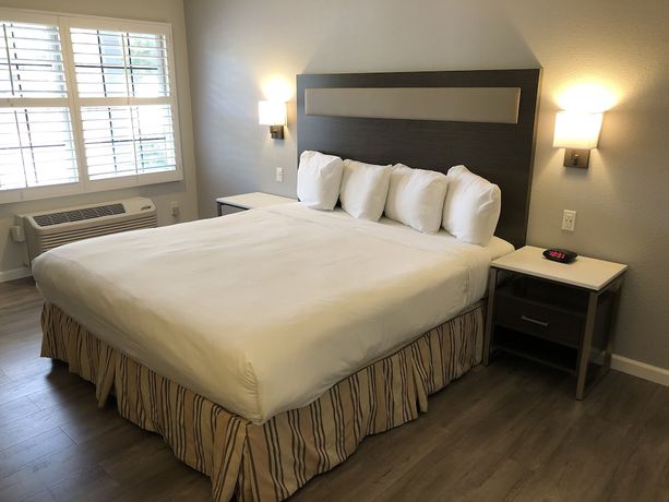 Imagen de la habitación del Hotel Rodeway Inn, Fremont. Foto 10