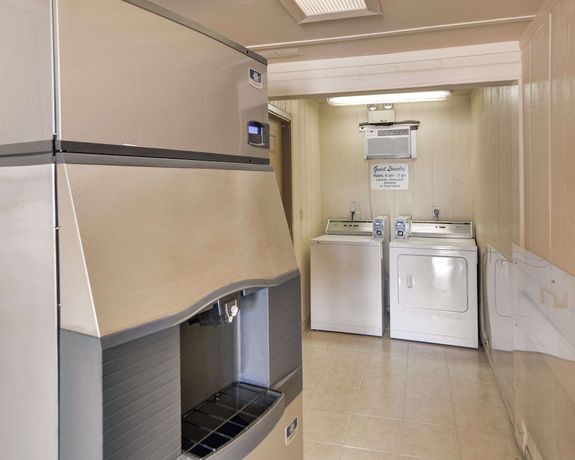 Imagen de los interiores del Hotel Rodeway Inn Gainesville I-35. Foto 17