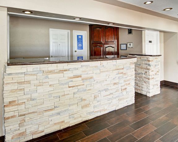 Imagen de los interiores del Hotel Rodeway Inn Gainesville I-35. Foto 20