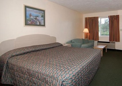 Imagen de la habitación del Hotel Rodeway Inn Gainesville - University Area. Foto 5