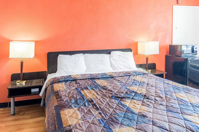 Imagen de la habitación del Hotel Rodeway Inn, Gloucester City. Foto 3