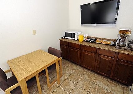 Imagen del bar/restaurante del Hotel Rodeway Inn, Grand Junction. Foto 2