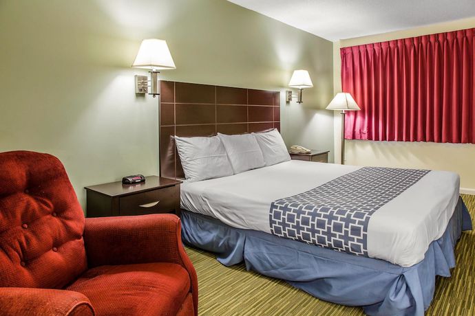 Imagen general del Hotel Rodeway Inn, Groton. Foto 2