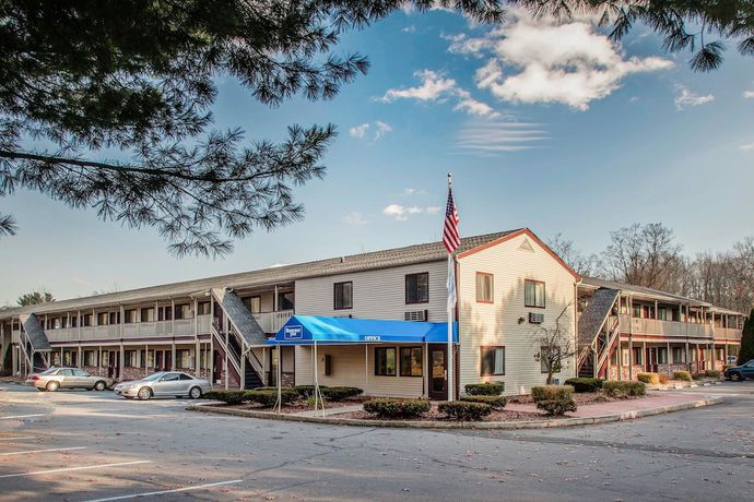 Imagen general del Hotel Rodeway Inn, Groton. Foto 7