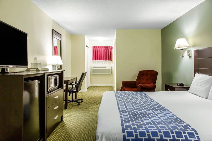 Imagen de la habitación del Hotel Rodeway Inn, Groton. Foto 18