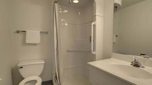 Imagen de la habitación del Hotel Rodeway Inn, Hays. Foto 3