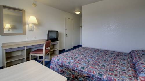 Imagen de la habitación del Hotel Rodeway Inn, Hays. Foto 8