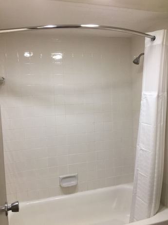 Imagen de la habitación del Hotel Rodeway Inn, Holiday. Foto 10