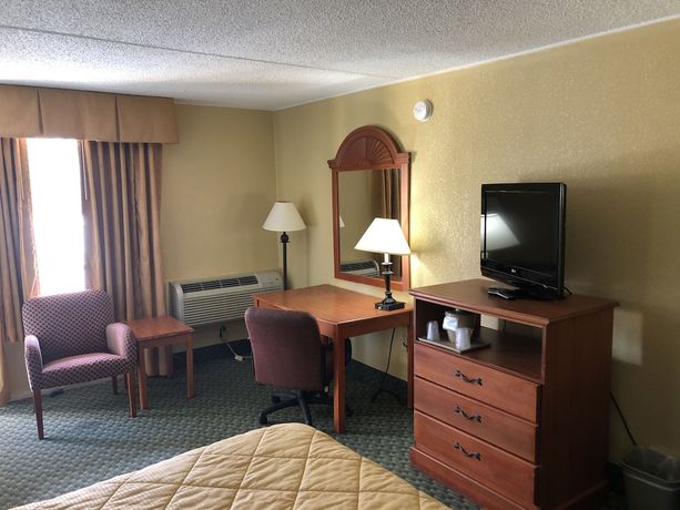 Imagen de la habitación del Hotel Rodeway Inn Joint Base Andrews Area. Foto 7