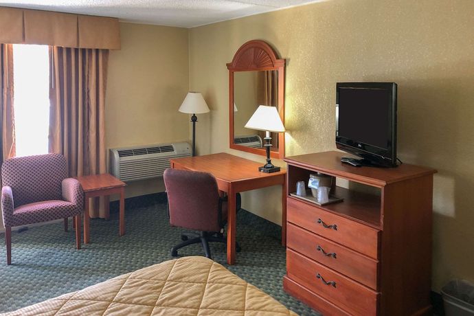 Imagen de la habitación del Hotel Rodeway Inn Joint Base Andrews Area. Foto 10