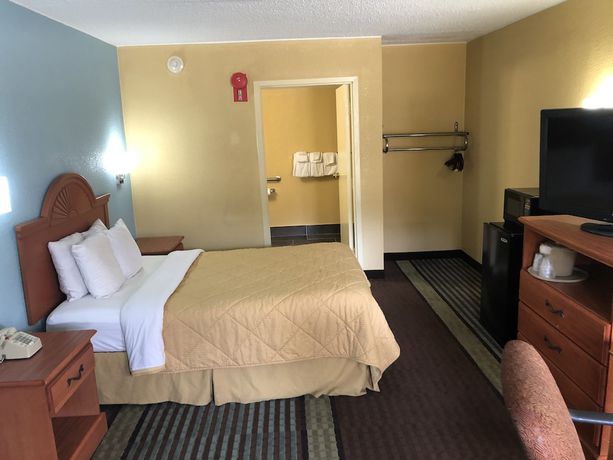 Imagen de la habitación del Hotel Rodeway Inn Joint Base Andrews Area. Foto 12