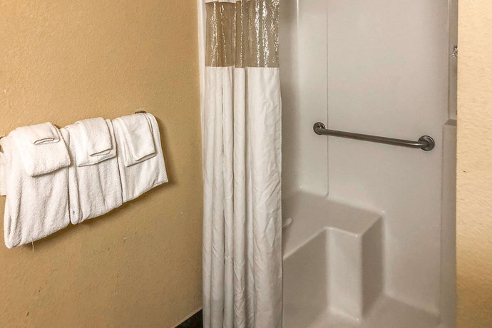 Imagen de la habitación del Hotel Rodeway Inn Joint Base Andrews Area. Foto 16