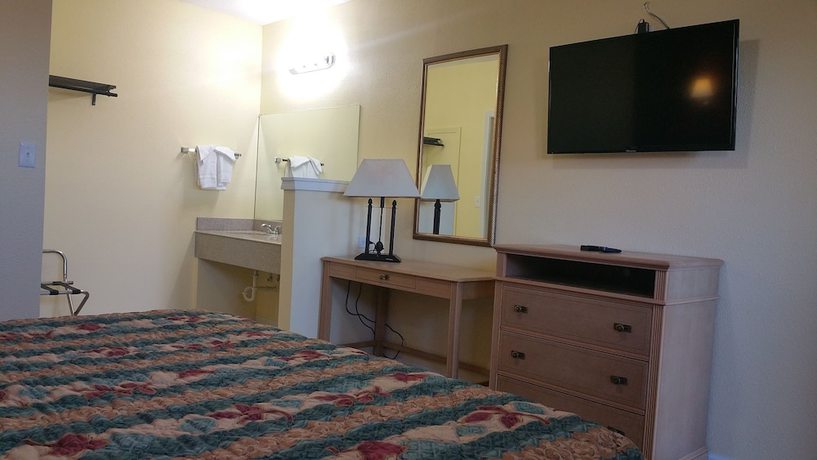 Imagen de la habitación del Hotel Rodeway Inn, Kansas City. Foto 7