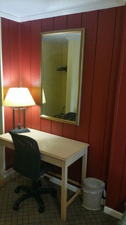 Imagen de la habitación del Hotel Rodeway Inn, Kansas City. Foto 13