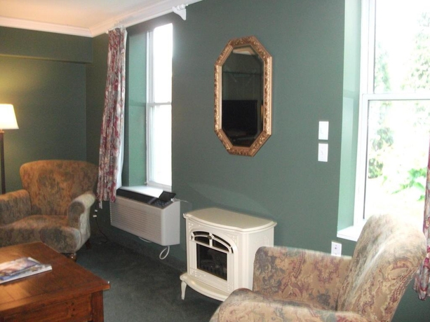 Imagen general del Hotel Rodeway Inn King William. Foto 11