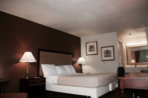 Imagen de la habitación del Hotel Rodeway Inn Kingsland. Foto 2