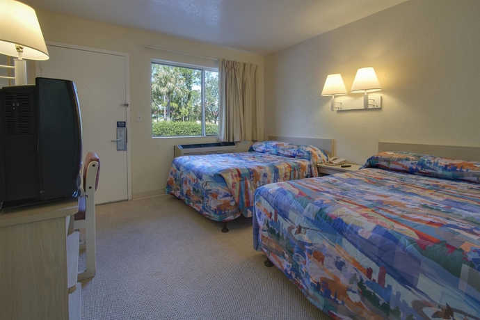 Imagen de la habitación del Hotel Rodeway Inn Kissimmee Maingate West. Foto 4