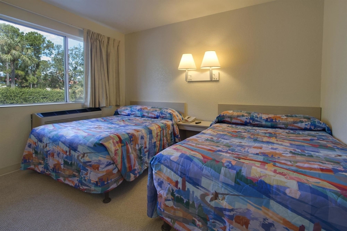 Imagen de la habitación del Hotel Rodeway Inn Kissimmee Maingate West. Foto 5