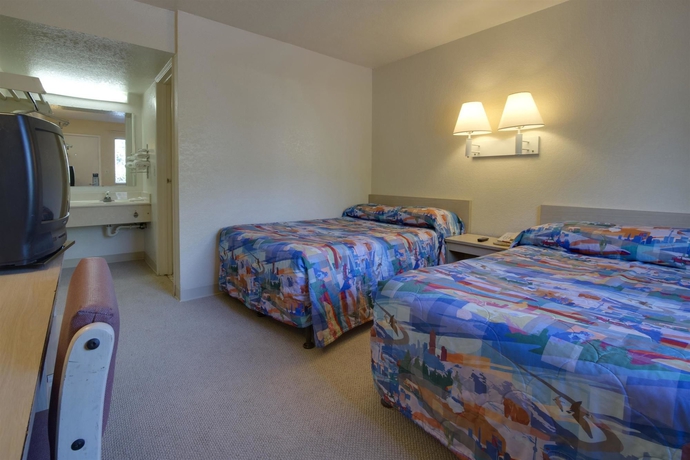 Imagen de la habitación del Hotel Rodeway Inn Kissimmee Maingate West. Foto 8