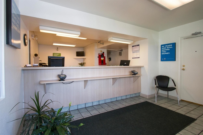Imagen de los interiores del Hotel Rodeway Inn Kissimmee Maingate West. Foto 14