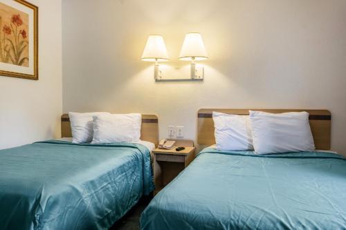 Imagen de la habitación del Hotel Rodeway Inn Lafayette. Foto 9
