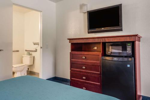 Imagen general del Hotel Rodeway Inn Lafayette. Foto 2