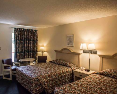 Imagen de la habitación del Hotel Rodeway Inn Lake City I-75. Foto 5