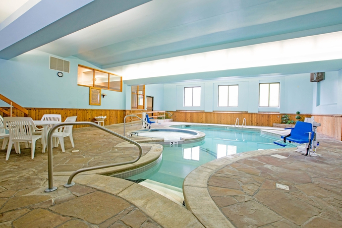 Imagen de la piscina del Hotel Rodeway Inn, Lake Placid. Foto 3