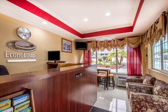 Imagen de los interiores del Hotel Rodeway Inn Lemon Grove San Diego East. Foto 14