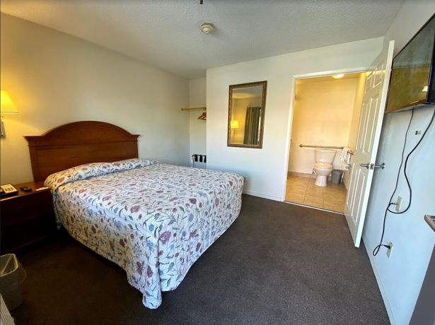 Imagen de la habitación del Hotel Rodeway Inn Livermore. Foto 8