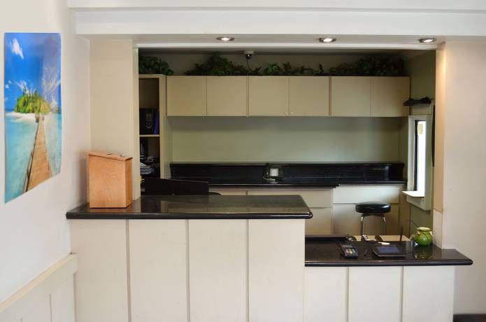 Imagen de los interiores del Hotel Rodeway Inn Livermore. Foto 19