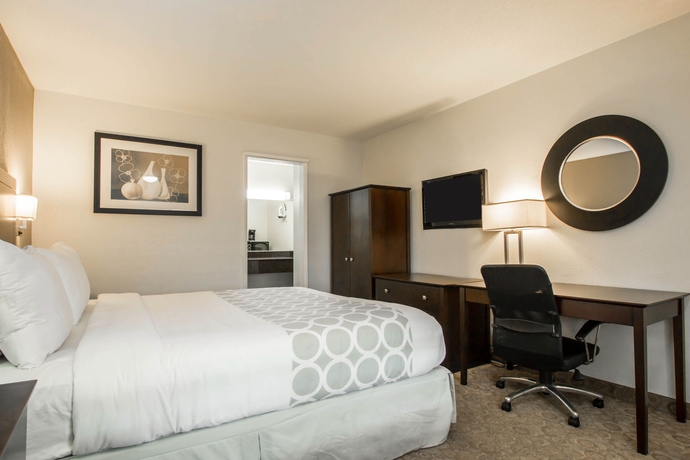Imagen de la habitación del Hotel Rodeway Inn Los Angeles Convention Center. Foto 6