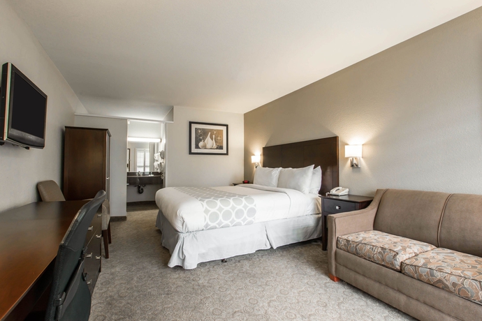 Imagen de la habitación del Hotel Rodeway Inn Los Angeles Convention Center. Foto 9