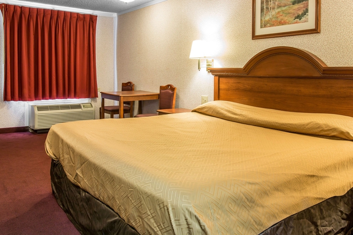 Imagen de la habitación del Hotel Rodeway Inn, Madison Heights. Foto 12