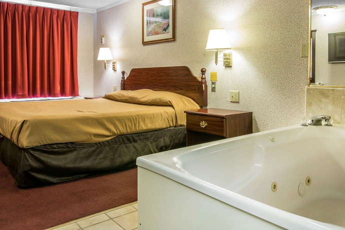 Imagen de la habitación del Hotel Rodeway Inn, Madison Heights. Foto 14