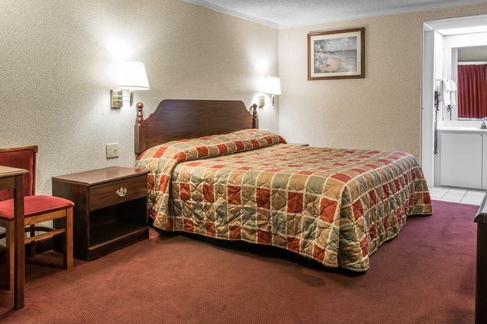 Imagen de la habitación del Hotel Rodeway Inn, Madison Heights. Foto 17