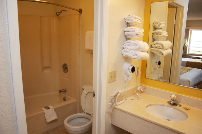 Imagen de la habitación del Hotel Rodeway Inn Maingate Central. Foto 8