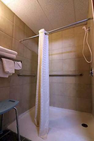 Imagen de la habitación del Hotel Rodeway Inn, Mcpherson. Foto 7