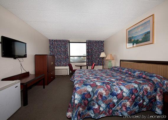 Imagen de la habitación del Hotel Rodeway Inn Meadowlands Secaucus. Foto 8