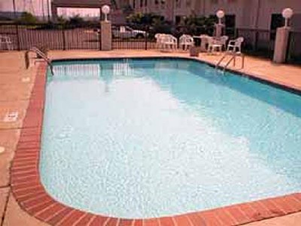 Imagen general del Hotel Rodeway Inn Memphis. Foto 2