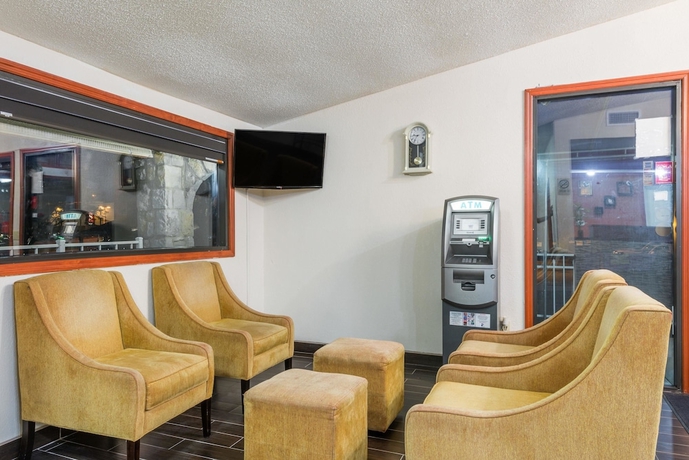Imagen de los interiores del Hotel Rodeway Inn, Miamisburg. Foto 18
