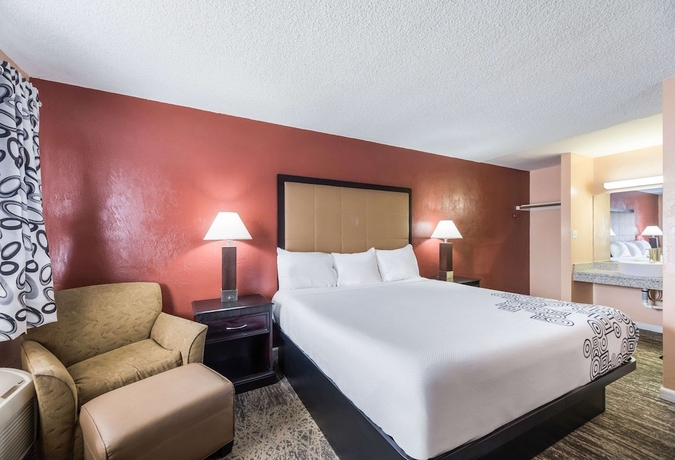 Imagen de la habitación del Hotel Rodeway Inn, Modesto. Foto 2