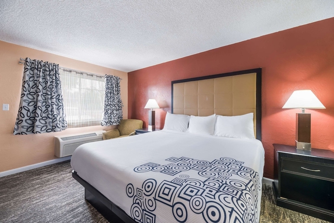 Imagen de la habitación del Hotel Rodeway Inn, Modesto. Foto 6