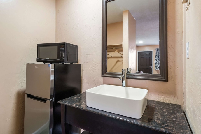 Imagen de la habitación del Hotel Rodeway Inn, Modesto. Foto 11