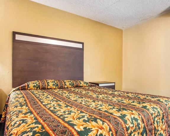Imagen de la habitación del Hotel Rodeway Inn Mount Laurel Hwy 73. Foto 3
